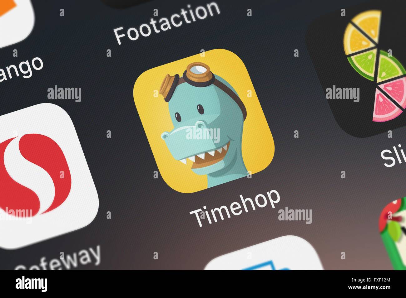 Timehop icon hi-res stock photography and images - Alamy