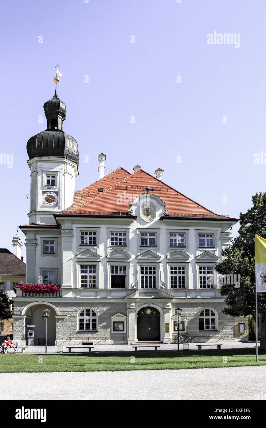 Deutschland, Bayern, Altoetting, Kapellplatz, Rathaus, erbaut 1906, Architekt Prof,  Rudolf Esterer, Baustil Neubarock, Rathausturm Stock Photo
