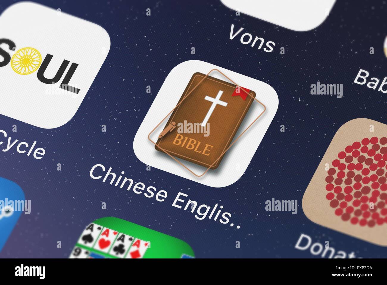 London United Kingdom October 23 2018 The Chinese English Bilingual Bible King James Version Mobile App From Oleg Shukalovich On An Iphone Screen Stock Photo Alamy