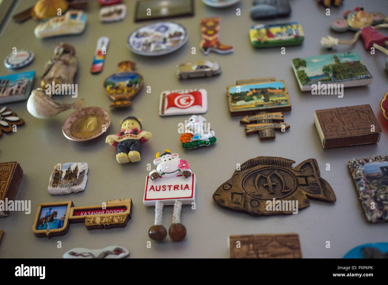 Moscow, Russia - 06 04 2018: souvenir magnets on the refrigerator door, the  memory of travel Stock Photo - Alamy