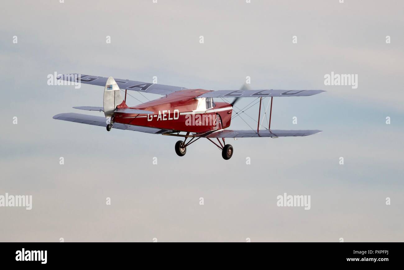 De havilland dh87 moth hires stock photography and images Alamy