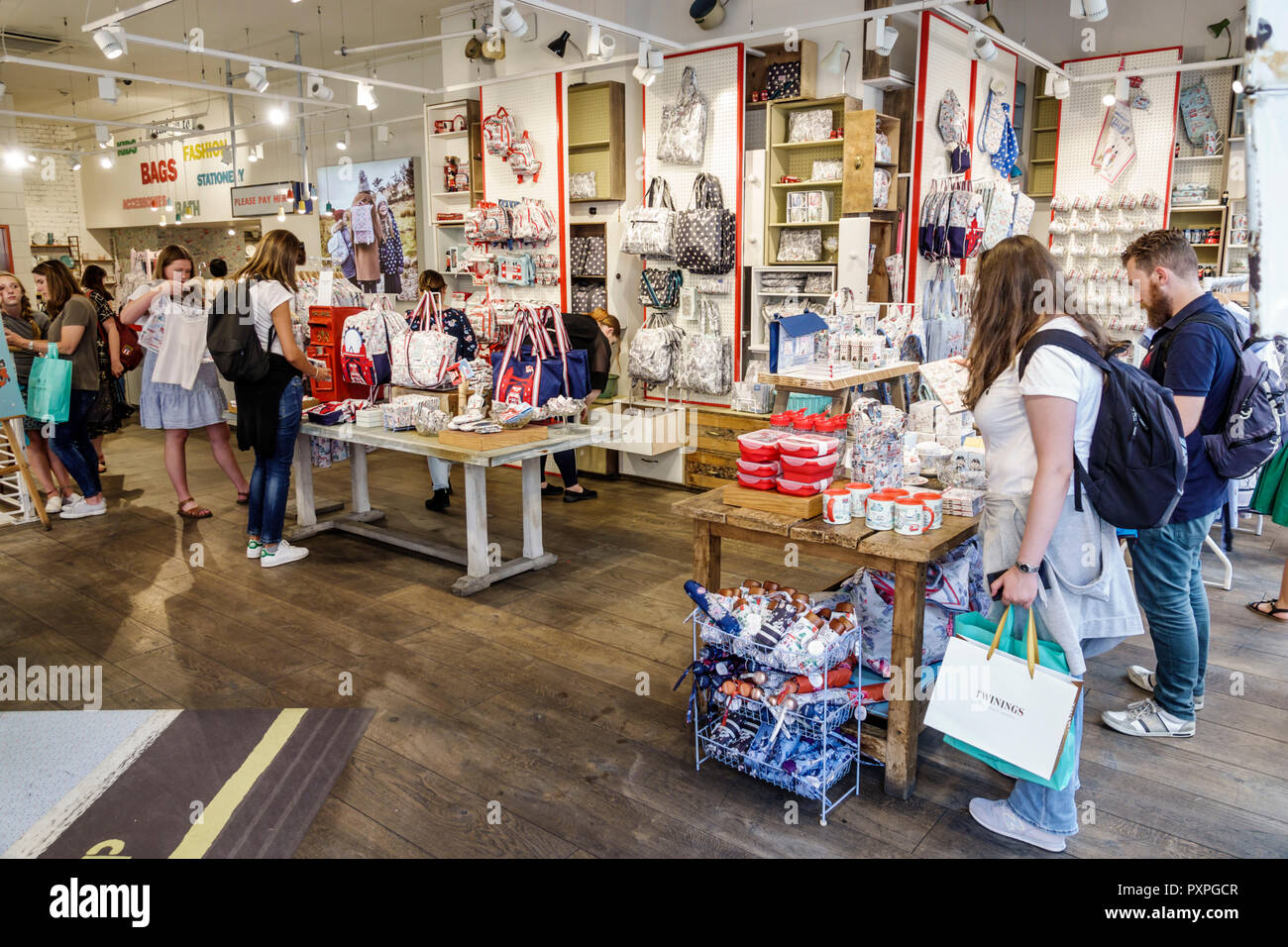 cath kidston piccadilly opening times