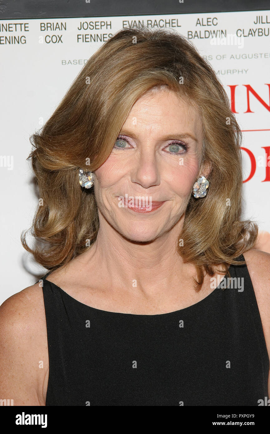 Jill Clayburgh  10/10/06 RUNNING WITH SCISSORS  @  Academy of Motion Picture Arts and Sciences, Beverly Hills photo by Jun Matsuda/HNW / PictureLux (October 10, 2006)   File Reference # 33687 351HNWPLX Stock Photo