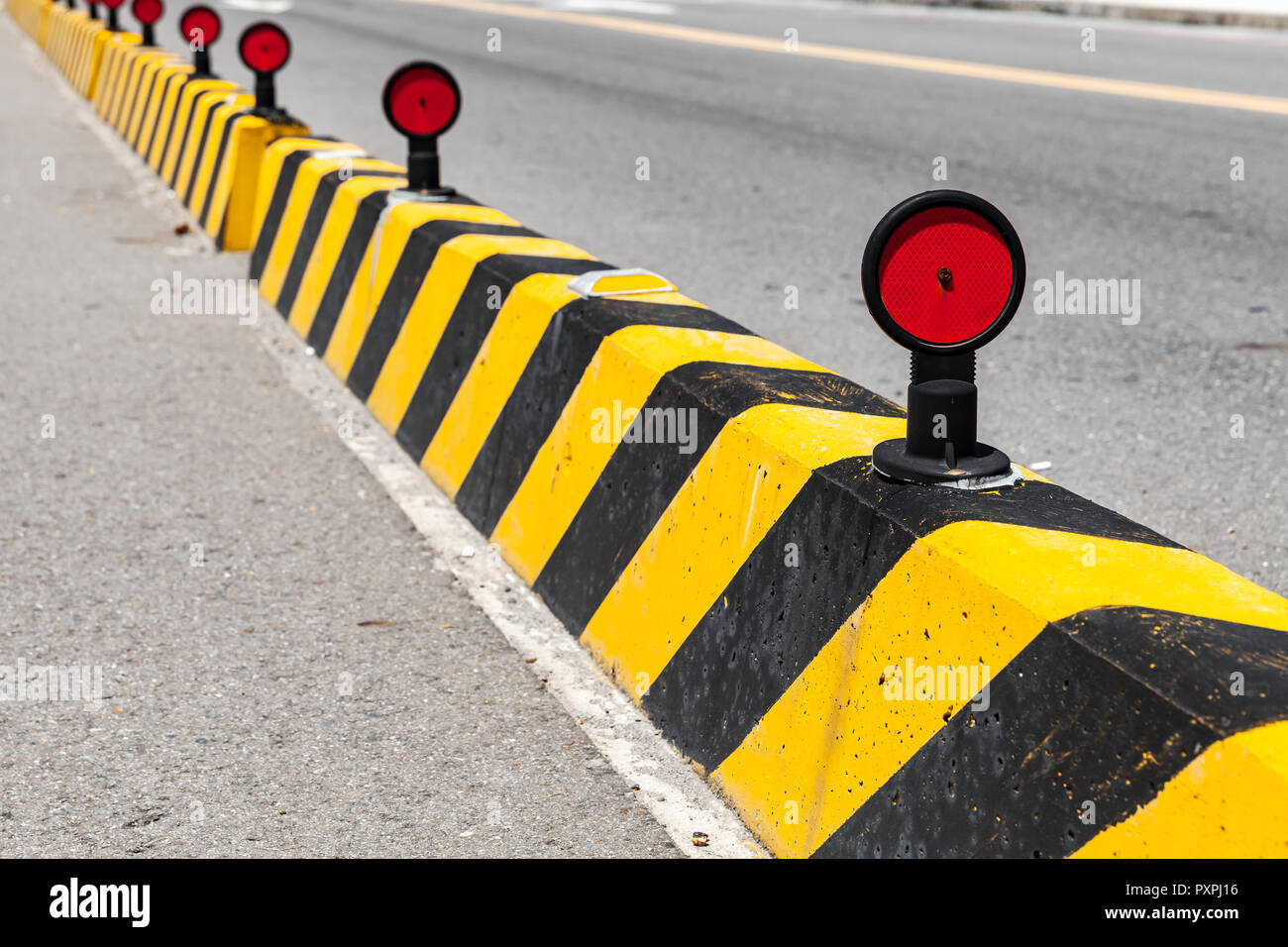 roadside reflectors roadside reflectors