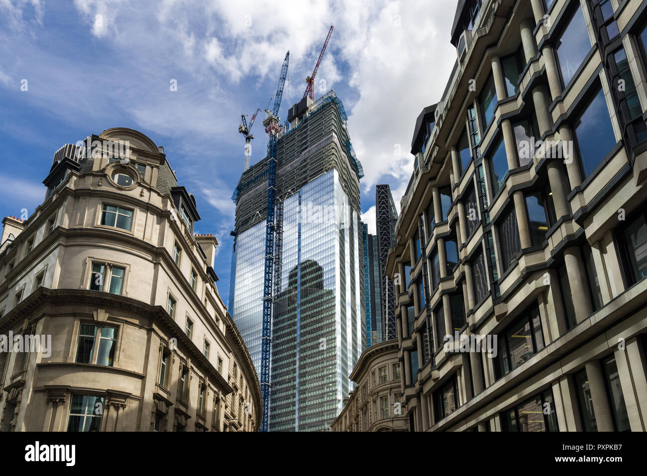 View from Threadneedle Street of construction of 22 Bishopsgate ...