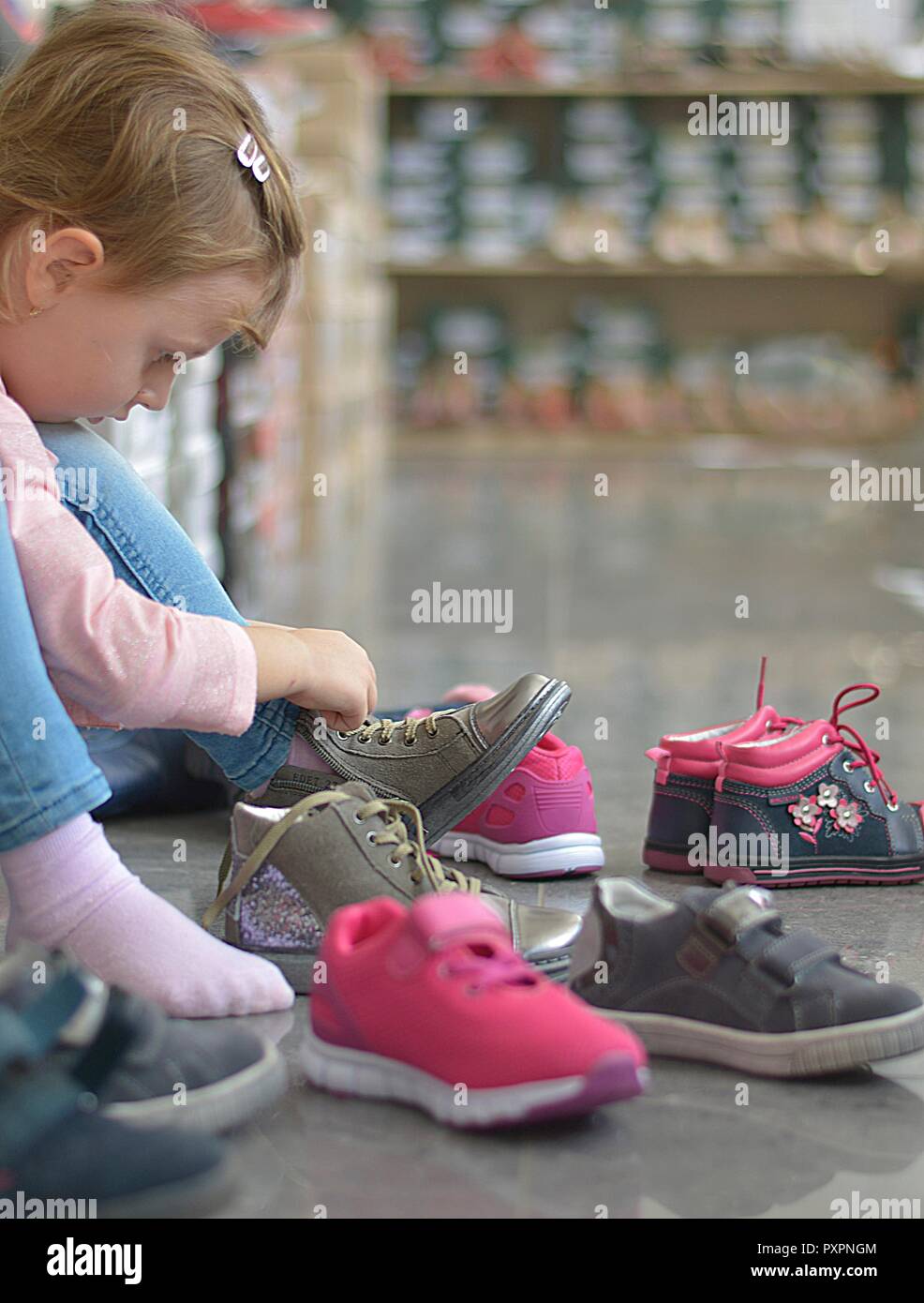 girls shoe shops