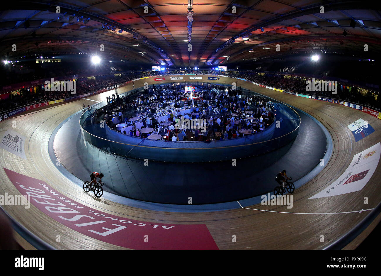 General view of the Six Day Men Team Elimination during day one of the Six Day Series at Lee Valley Velopark, London. Stock Photo