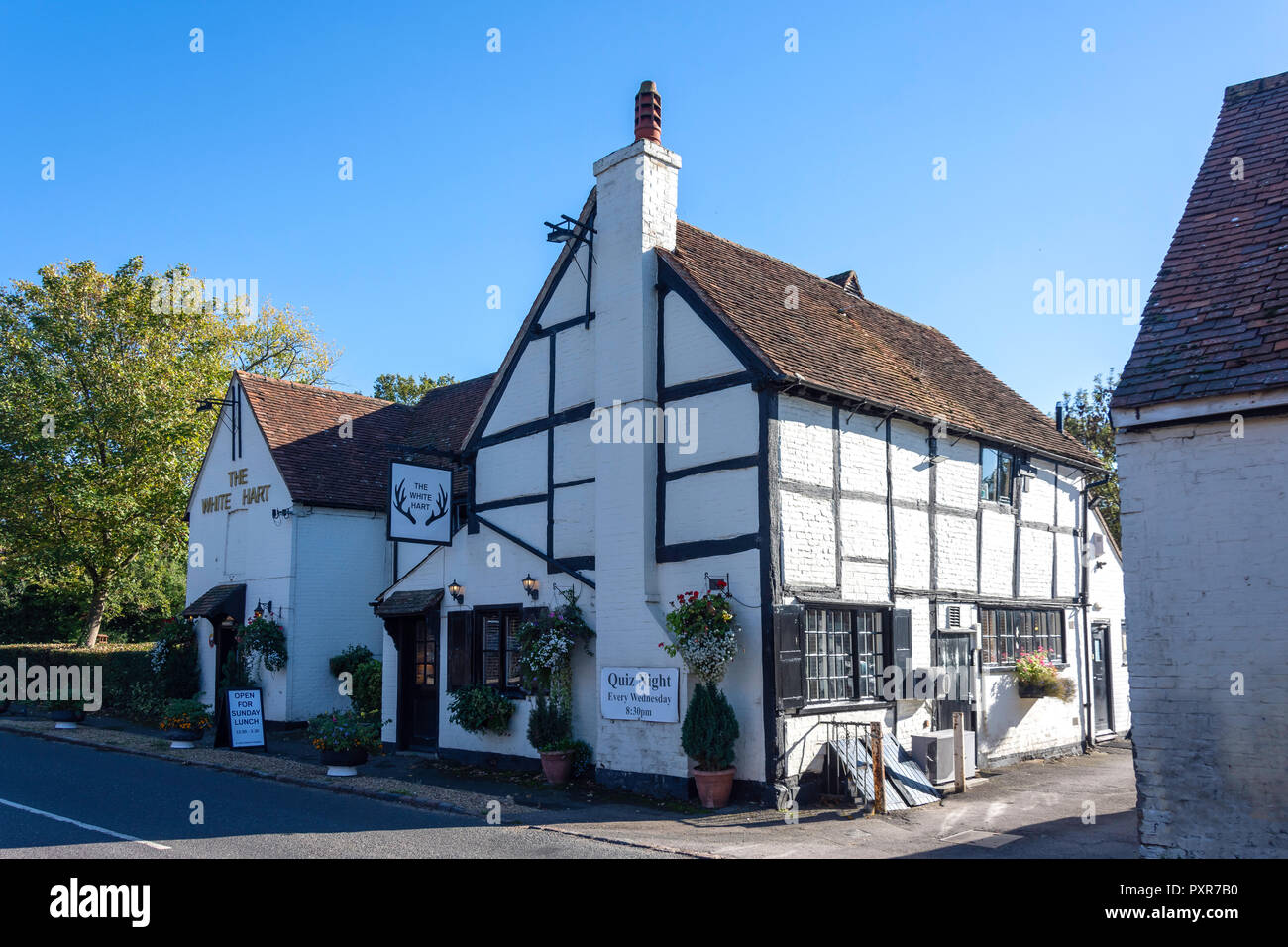 17th century The White Hart Inn, Church Road, Winkfield, Berkshire, England, United Kingdom Stock Photo