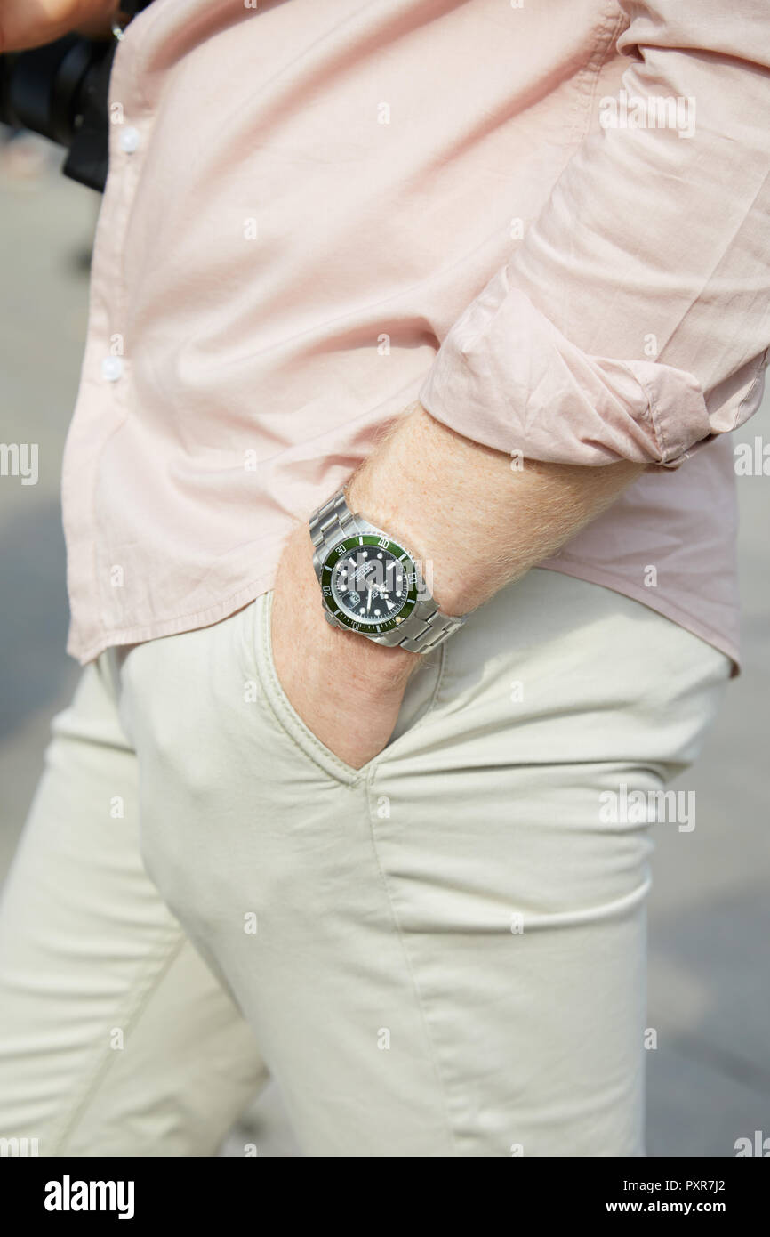 MILAN, ITALY - SEPTEMBER 22, 2018: Man with green Rolex Submariner watch  before Gabriele Colangelo fashion show, Milan Fashion Week street style  Stock Photo - Alamy