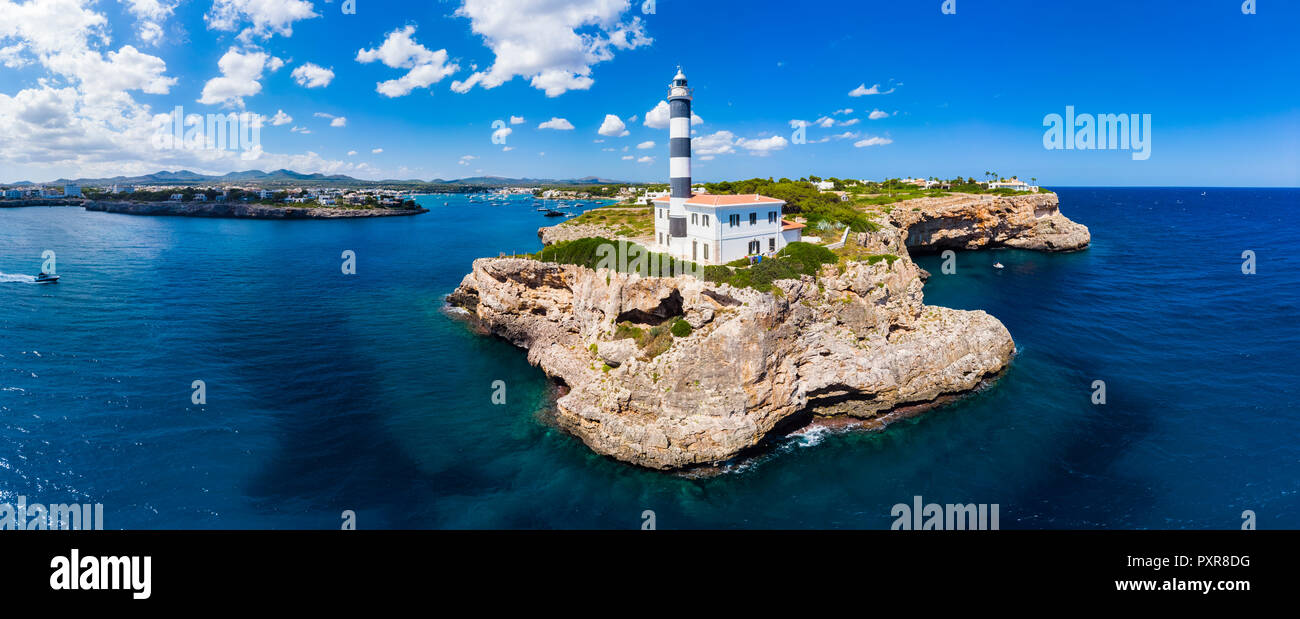 Spain, Mallorca, Portocolom, Punta de ses Crestes, Cala Parbacana, Lighthouse Stock Photo