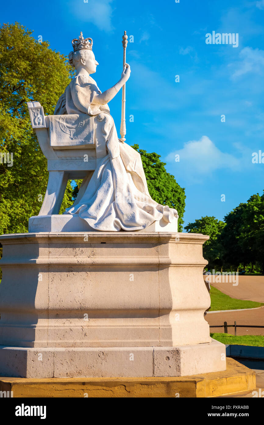 London, UK May 14 2018 Statue of Queen Victoria in front of Kensington Palace inside