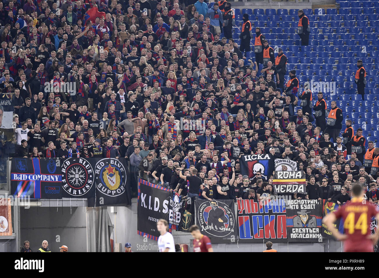 CSKA Moscow fans try set fire to Spartak stadium