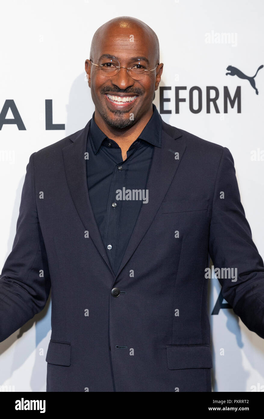 Van jones hi-res stock photography and images - Alamy