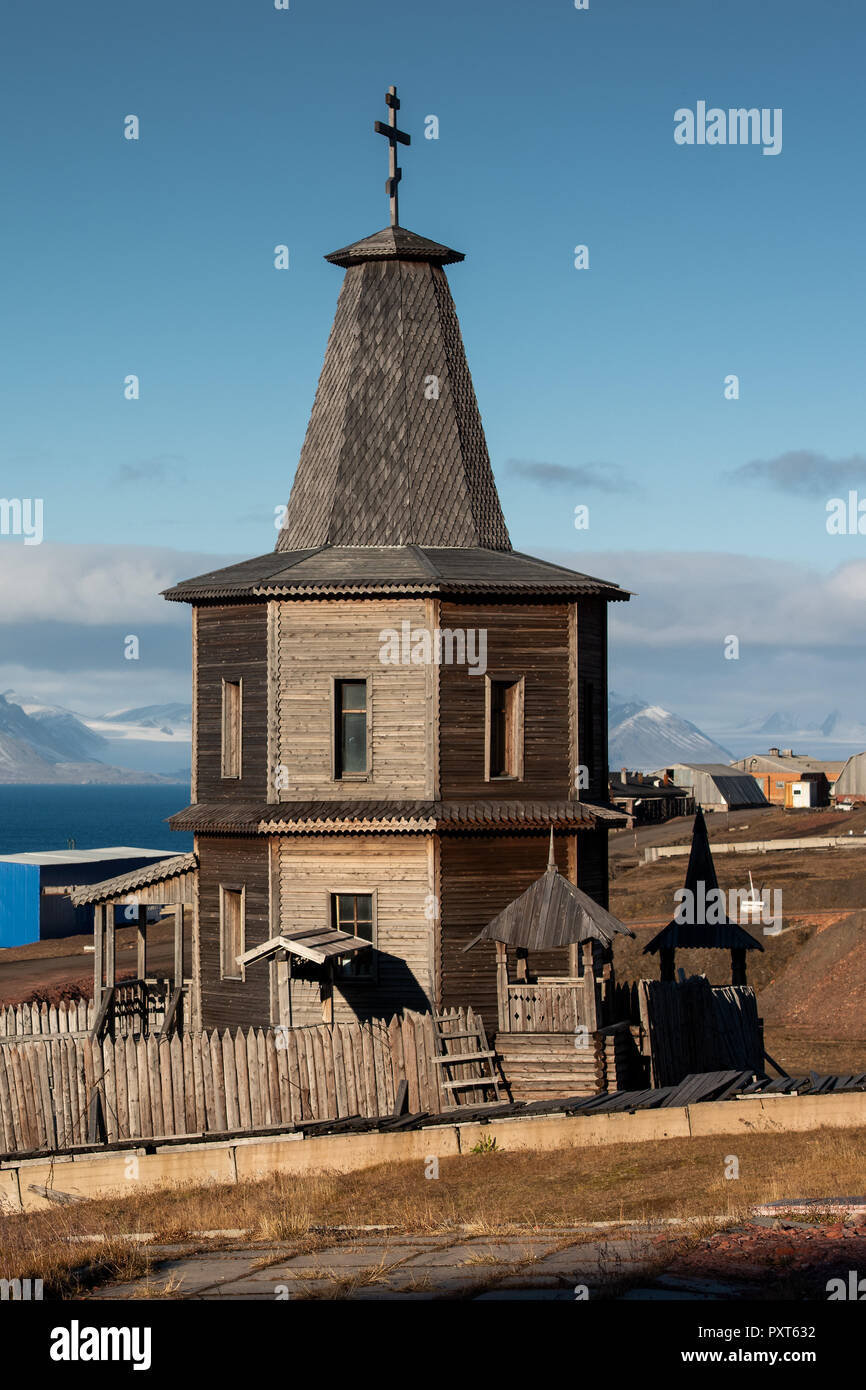 Wooden Russian Orthodox Church, Russian Miners' Settlement Barentsburg, Isfjorden, Spitsbergen, Svalbard, Norway Stock Photo