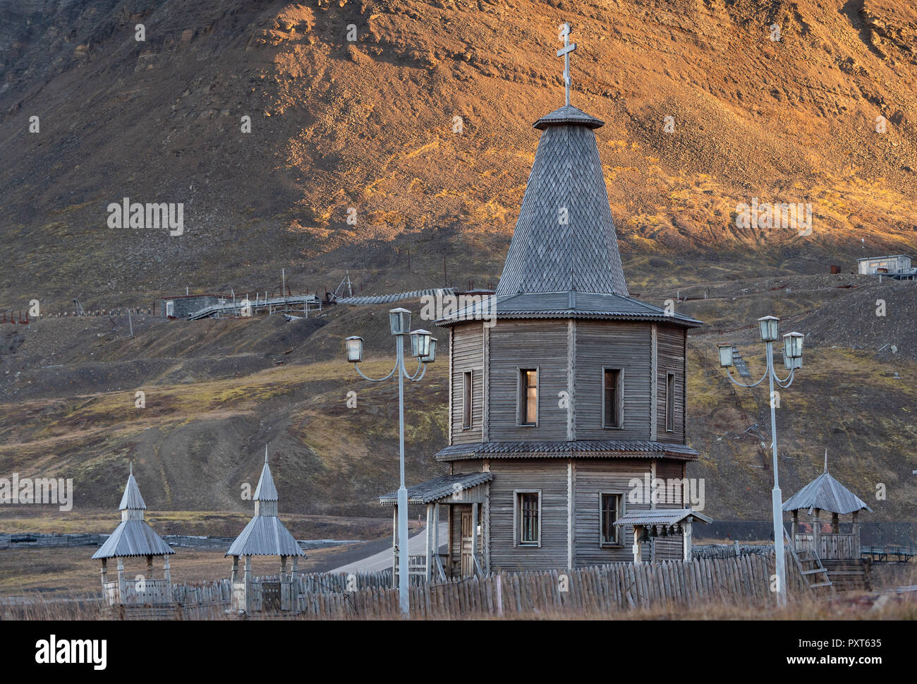 Wooden Russian Orthodox Church, Russian Miners' Settlement Barentsburg, Isfjorden, Spitsbergen, Svalbard, Norway Stock Photo