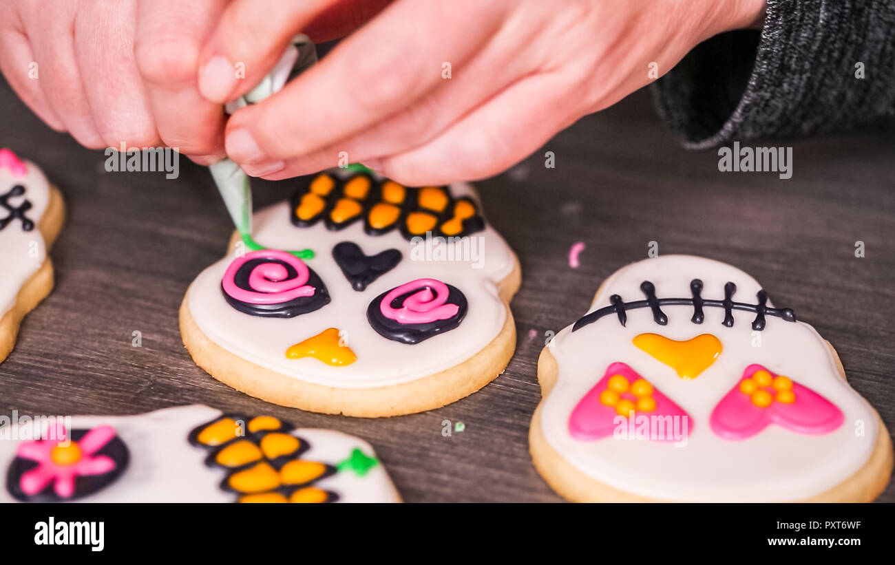 Step By Step Decorating Sugar Skull Cookies With Different Color