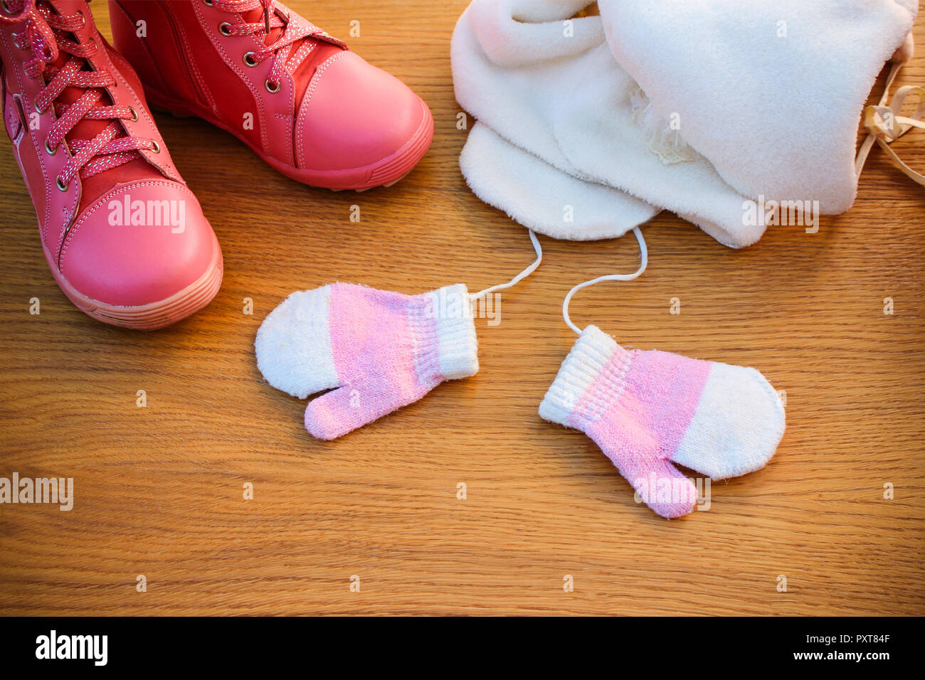 toddler hat scarf and mittens
