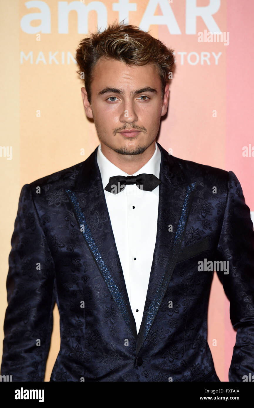 Brandon thomas lee hi-res stock photography and images - Alamy