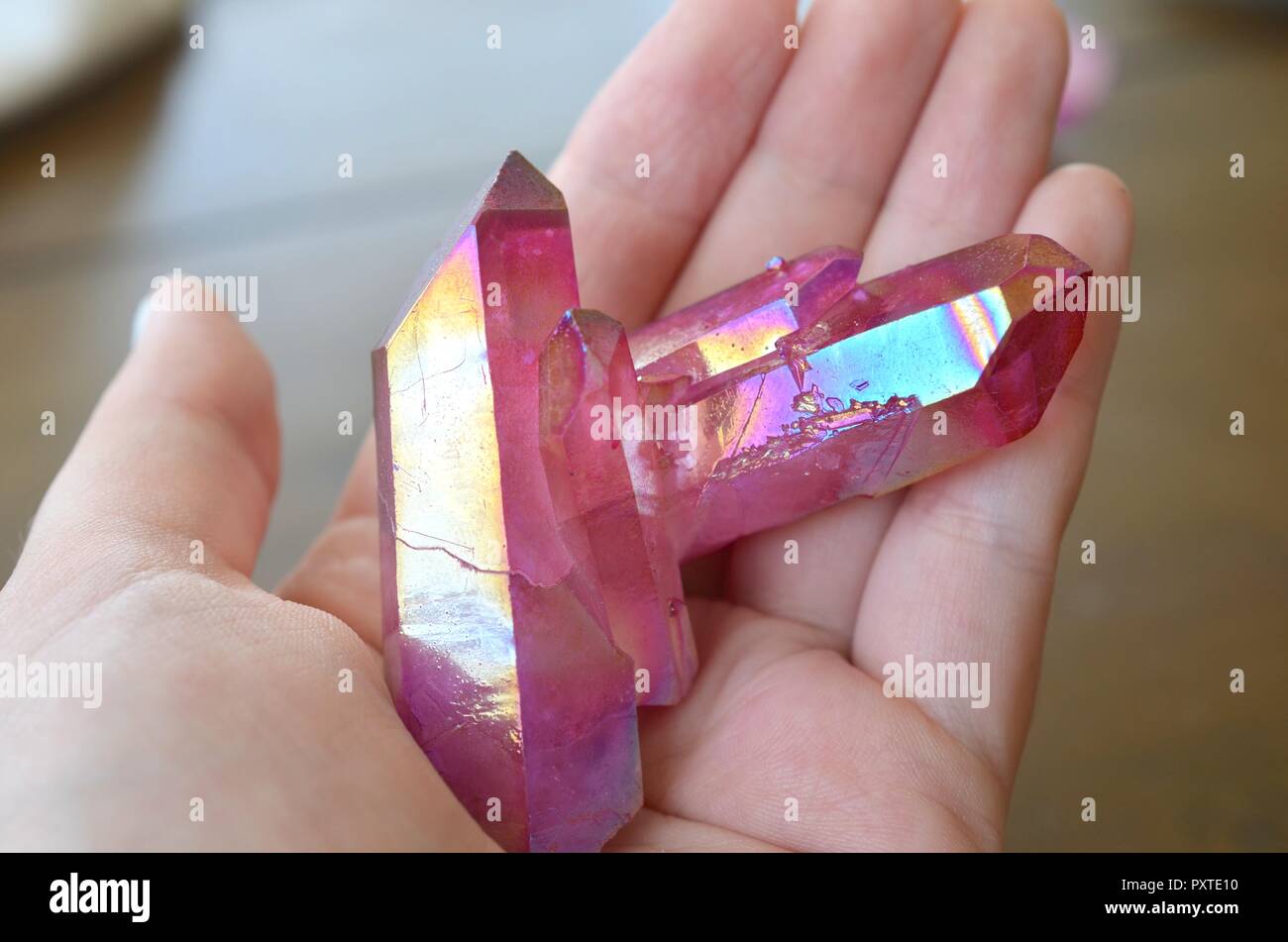 Cluster de cristal de quartz Grande Améthyste naturelle à partir de Brésil coupe Base   1/0,9 kilogram de 0,5 kilogram par Rainbowrecords239