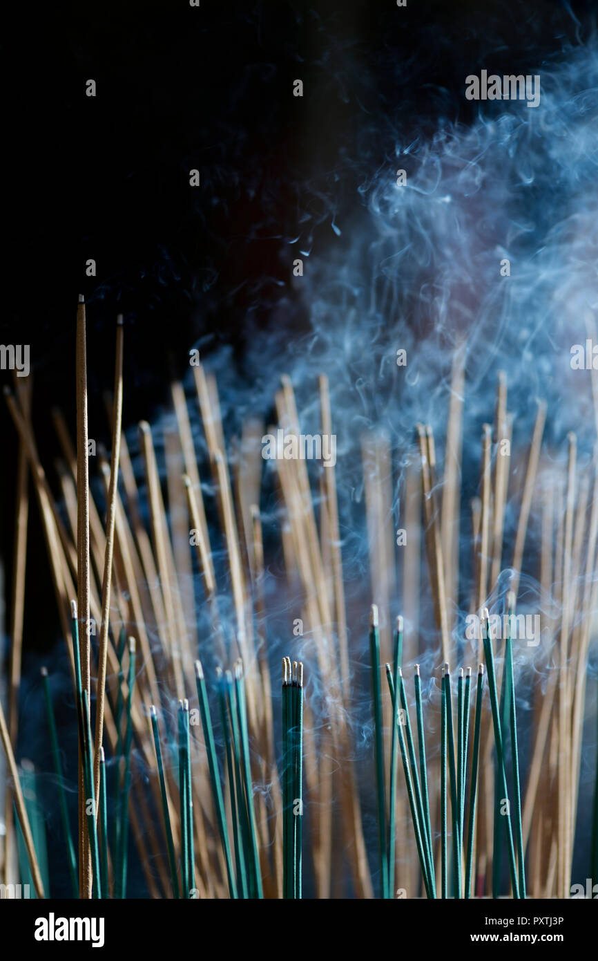 Temple incense burner hires stock photography and images Alamy