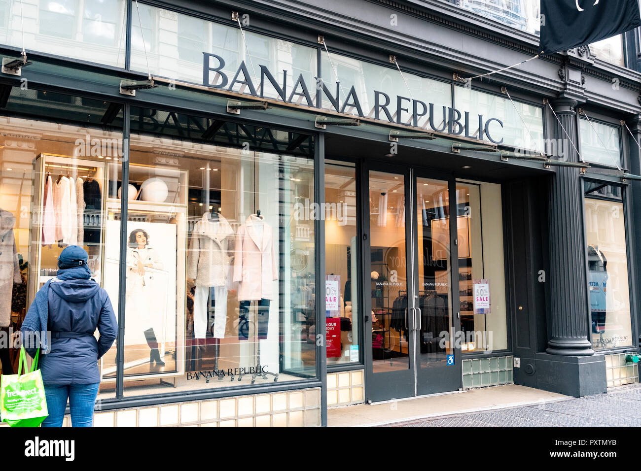 Banana Republic store in the SoHo neighbourhood of New York City Stock  Photo - Alamy