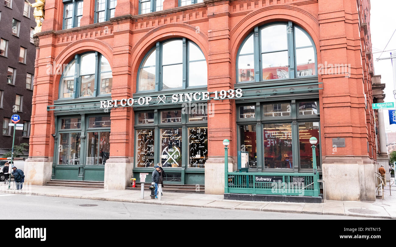 Rei New York City Shop Buy