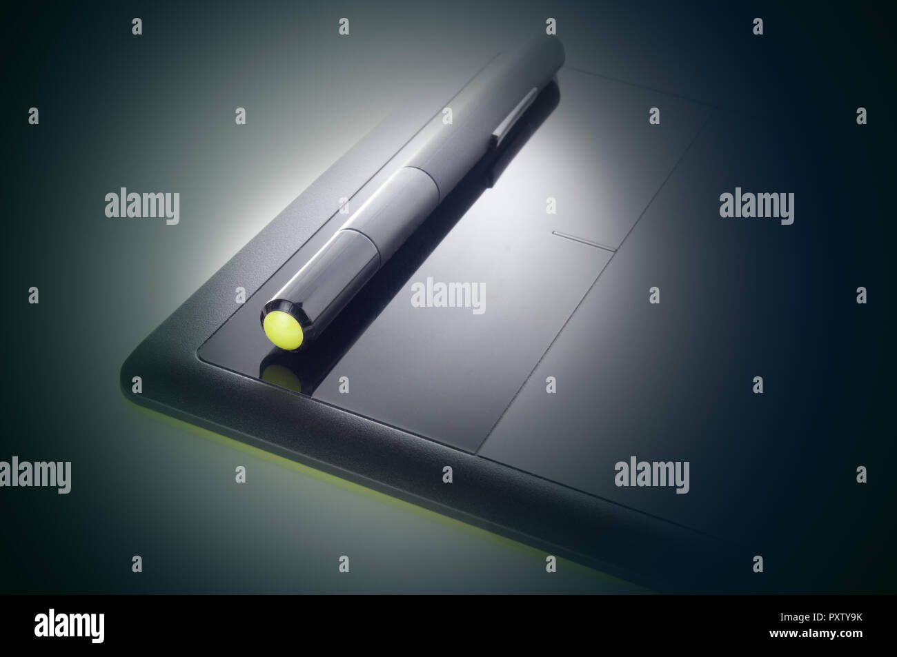 Digital graphic pen signature hires stock photography and images Alamy