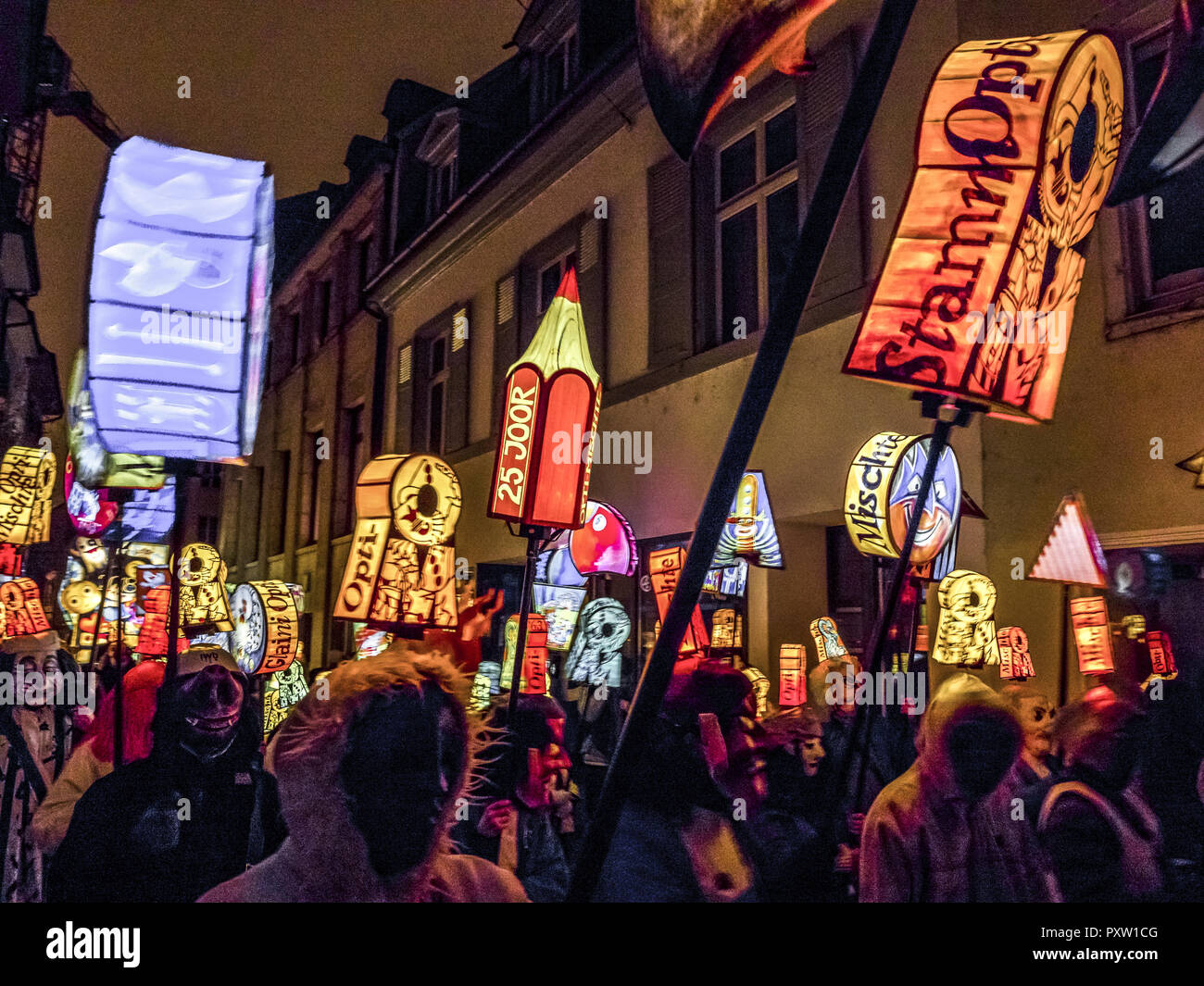  Morgenstraich at Basler Fasnacht, Basel, Switzerland Stock Photo - Alamy 