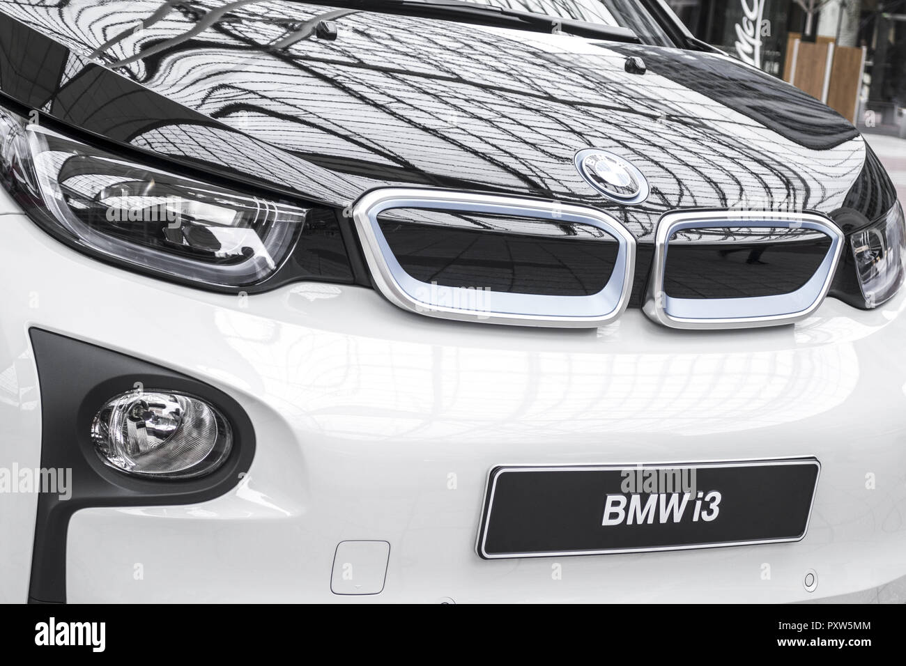 BMW i3 ist das weltweit erste Premium Elektroauto Stock Photo