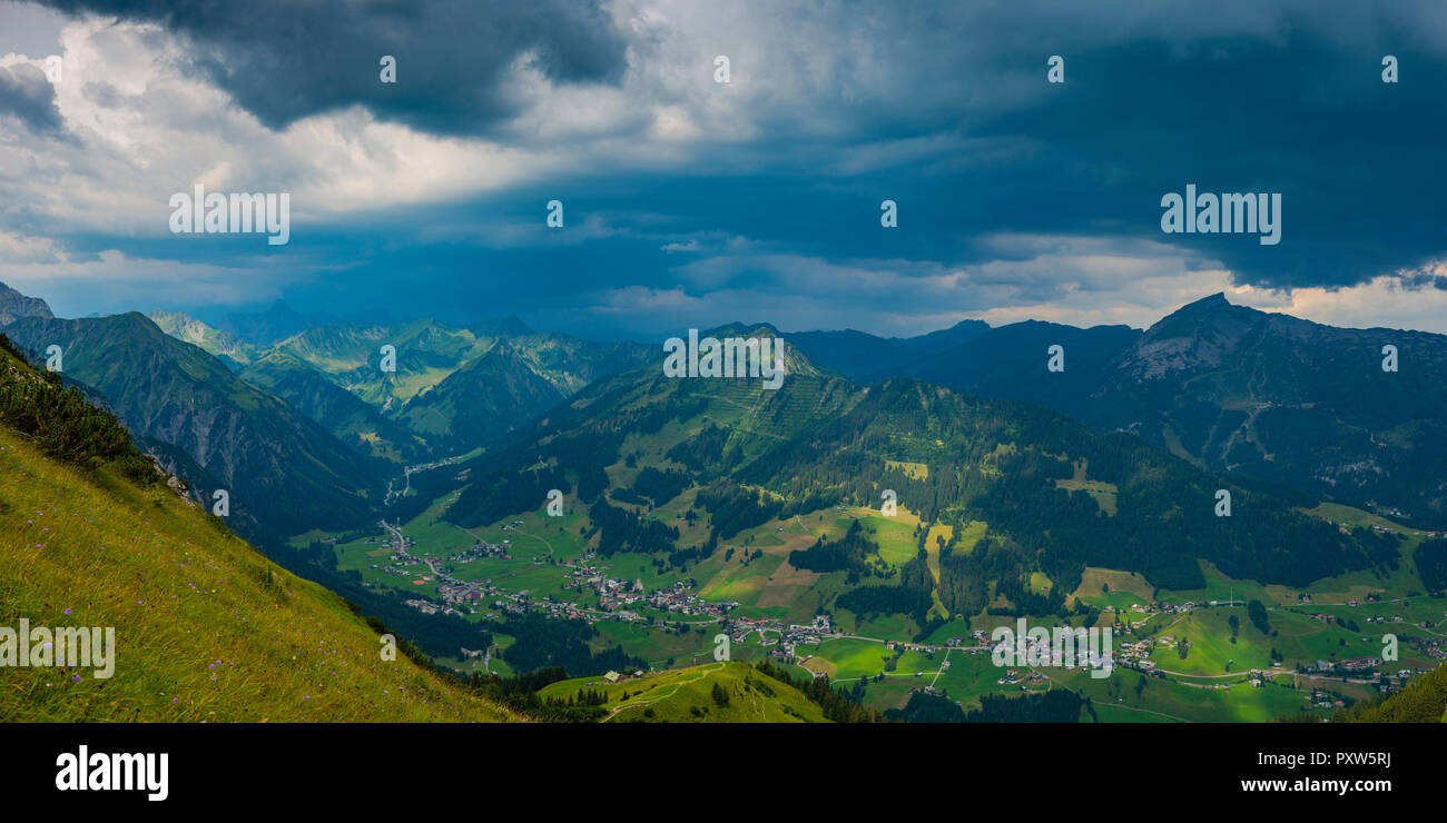 Austria, Allgaeu Alps, Vorarlberg, View from Walmendinger Horn to Little Walser Valley, approaching thunderstorm Stock Photo