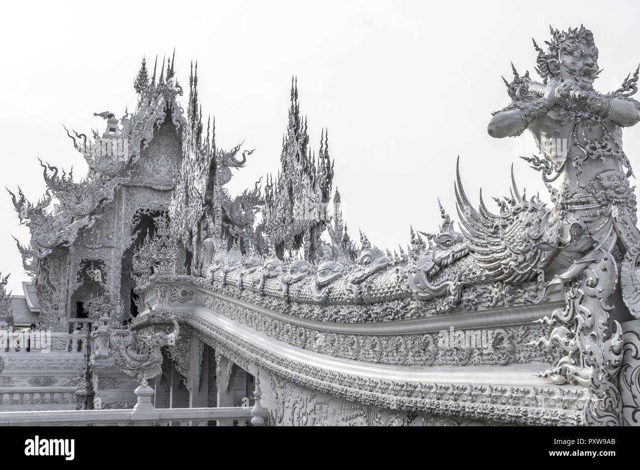 White Temple, Wat Rong Khun, Thailand Stock Photo - Alamy