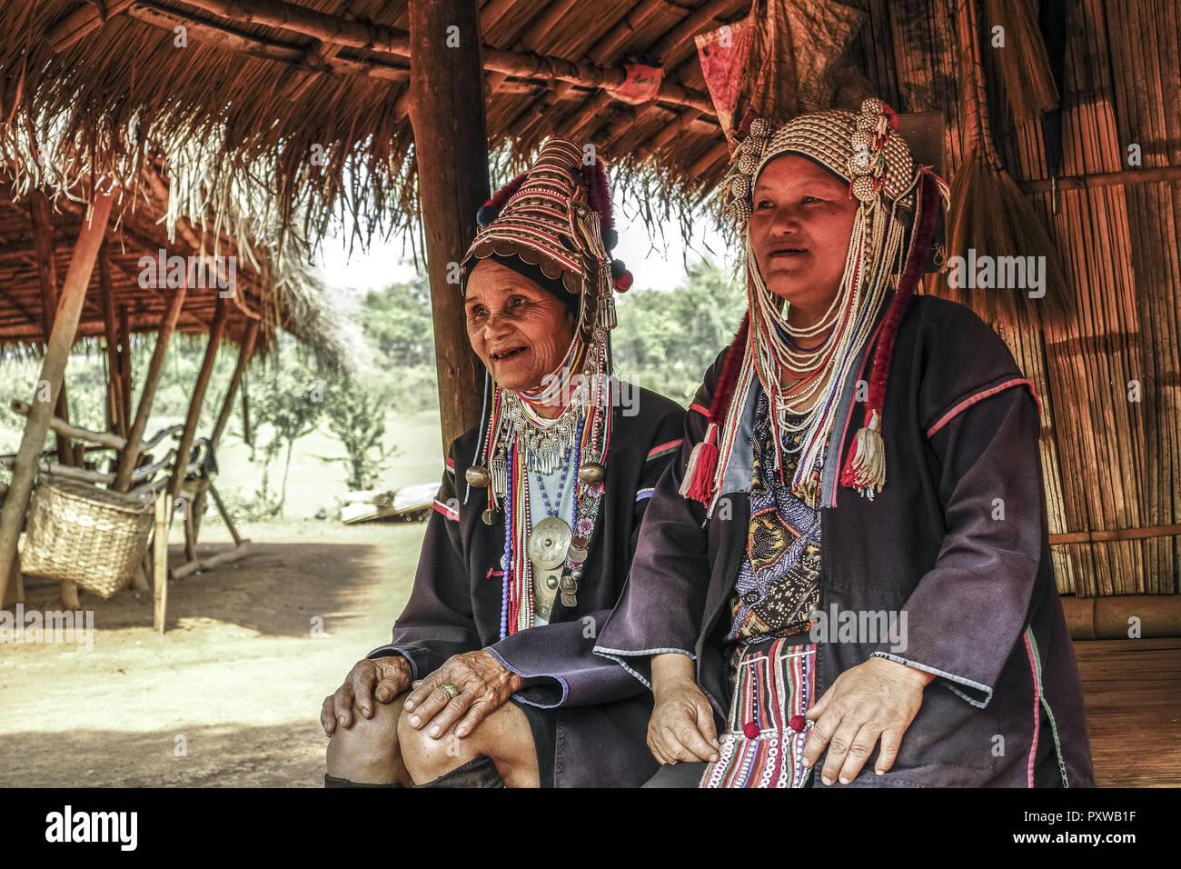 Ahka hill tribe woman hi-res stock photography and images - Alamy