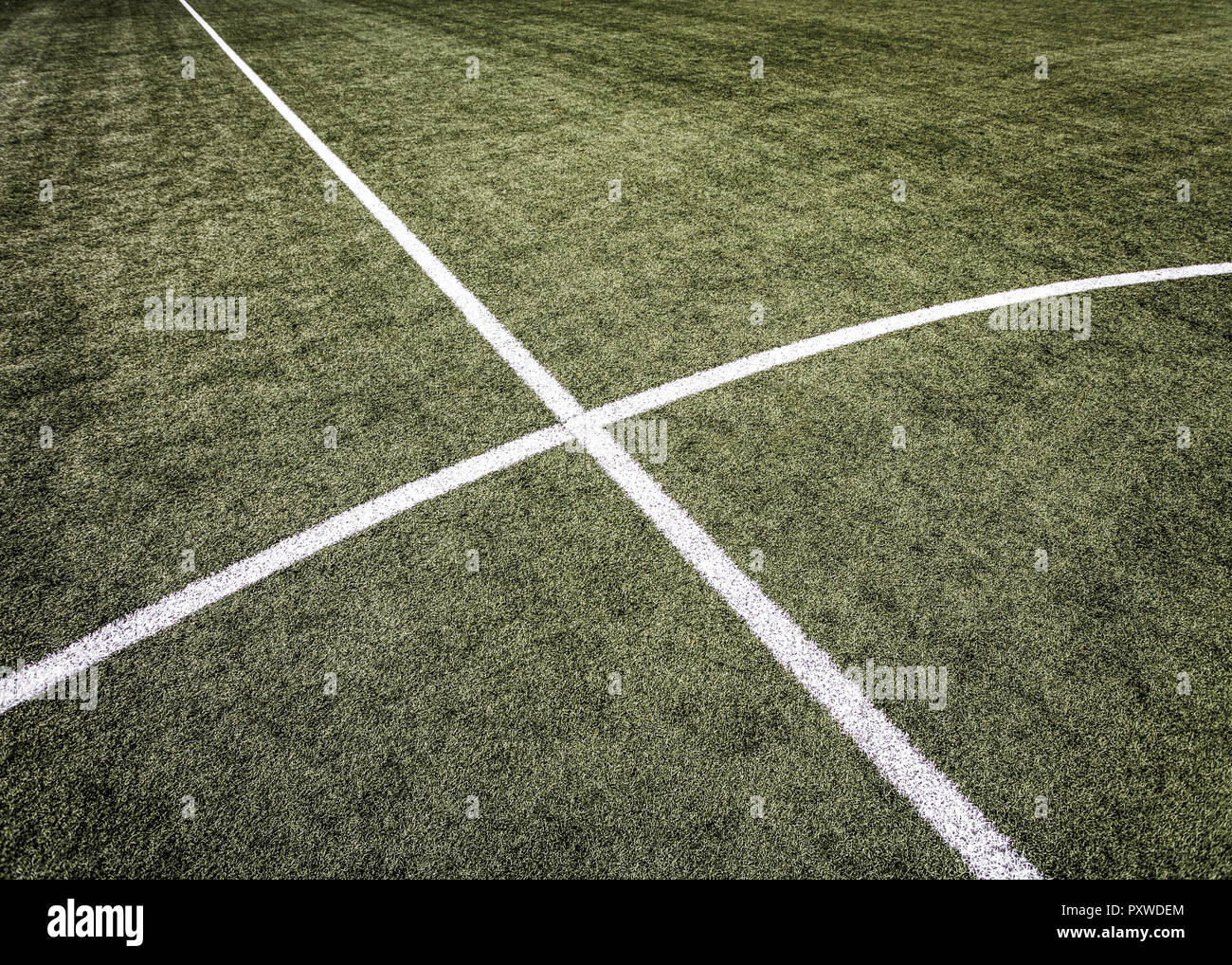 Linien auf Fussballrasen Stock Photo