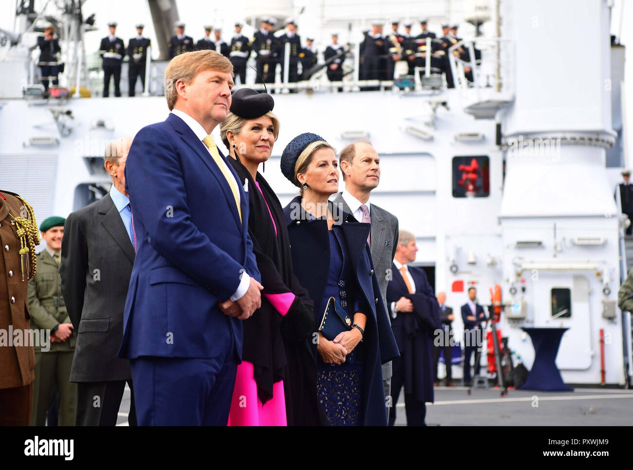 (left to right) King Willem-Alexander and Queen Maxima of the Netherlands with the Countess and Earl of Wessex on HMS Belfast in London watch an on-the-water capability demonstration between the Royal Netherlands Marine Corps and the Royal Marines. Stock Photo