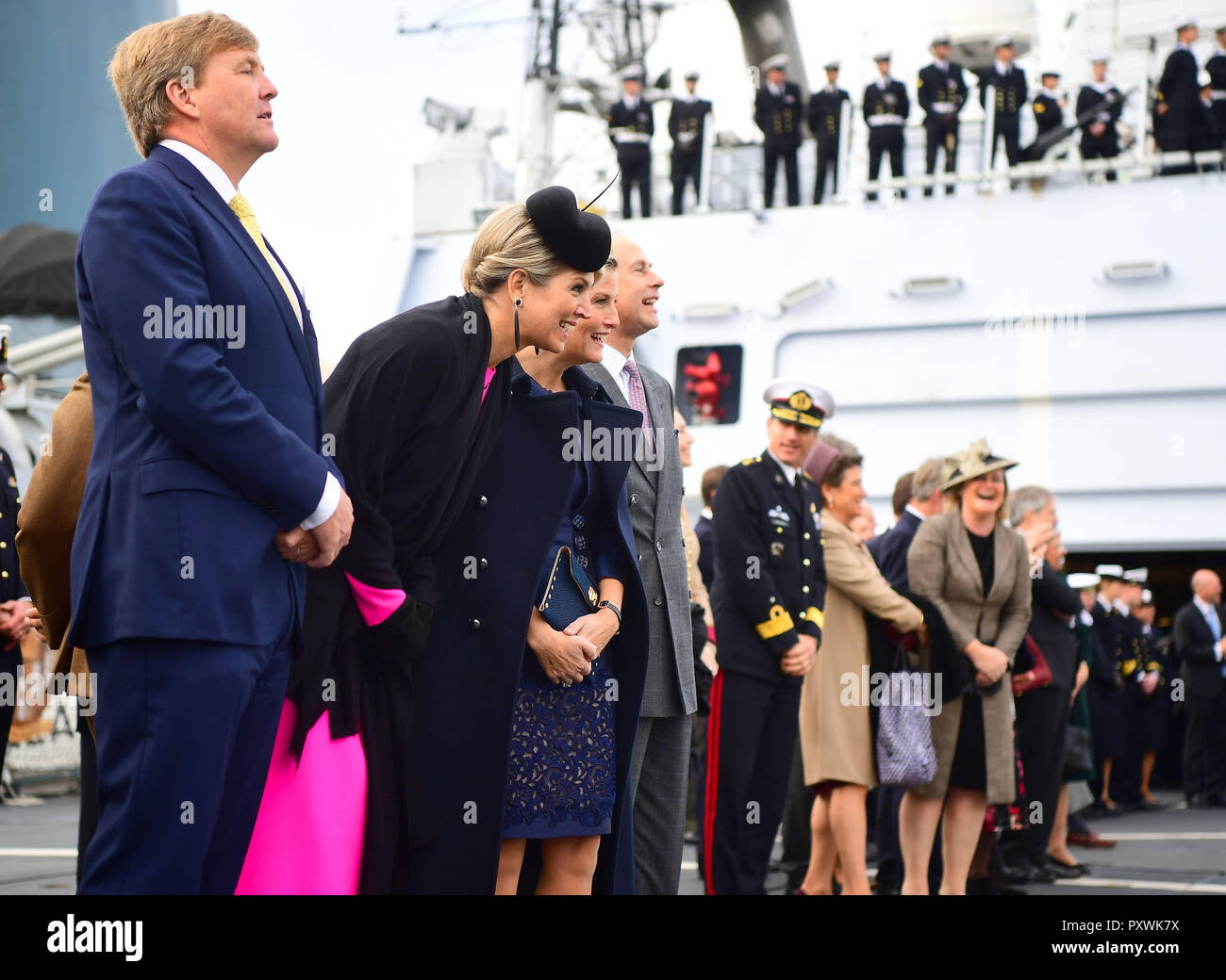 (left to right) King Willem-Alexander and Queen Maxima of the Netherlands with the Countess and Earl of Wessex on HMS Belfast in London watch an on-the-water capability demonstration between the Royal Netherlands Marine Corps and the Royal Marines. Stock Photo