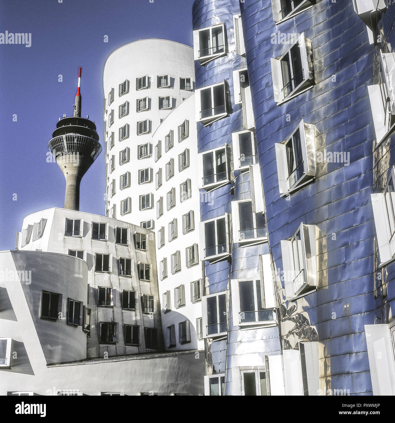 Buerogebaeude, Gehry-Bauten, Rheinturm, Medienhafen, Duesseldorf Stock Photo