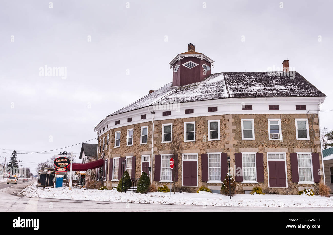 Historic, 4-sided mid 19th-century property, Ye Olde Landmark Tavern is a family-run hotel located near Colgate University in Bouckville NY. Stock Photo