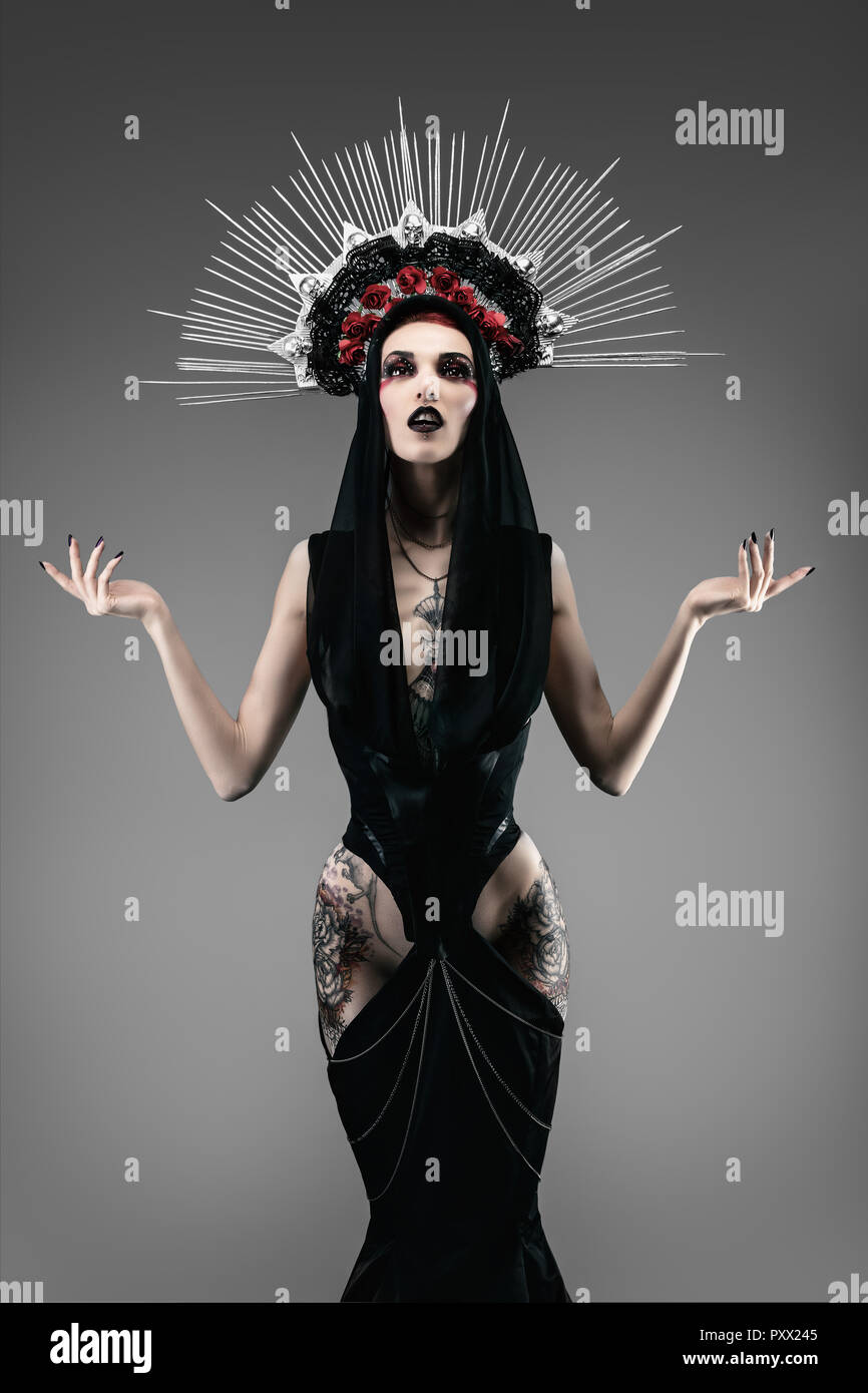 queen of darkness dress