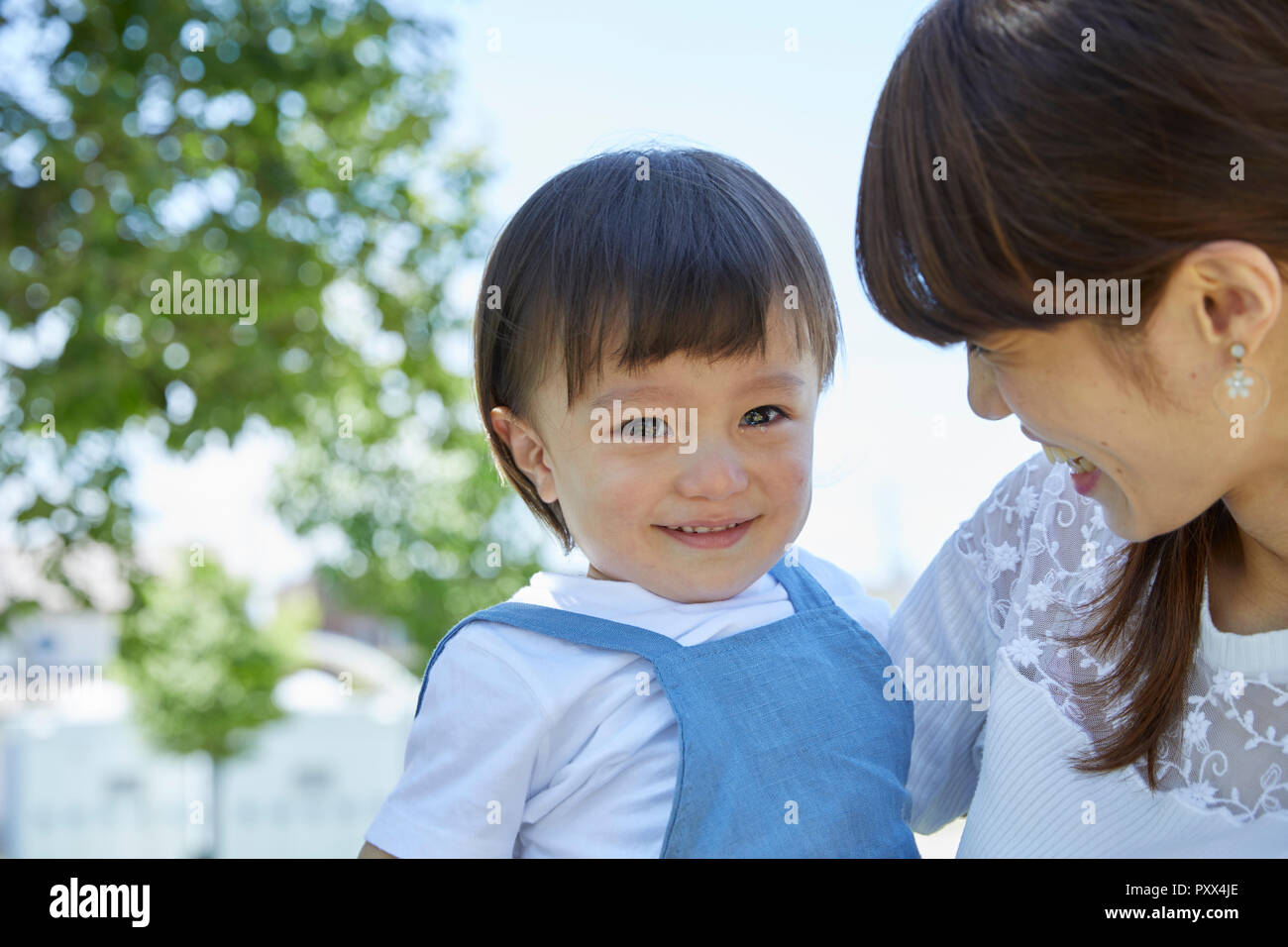 Portrait japanese mother and son hi-res stock photography and images ...