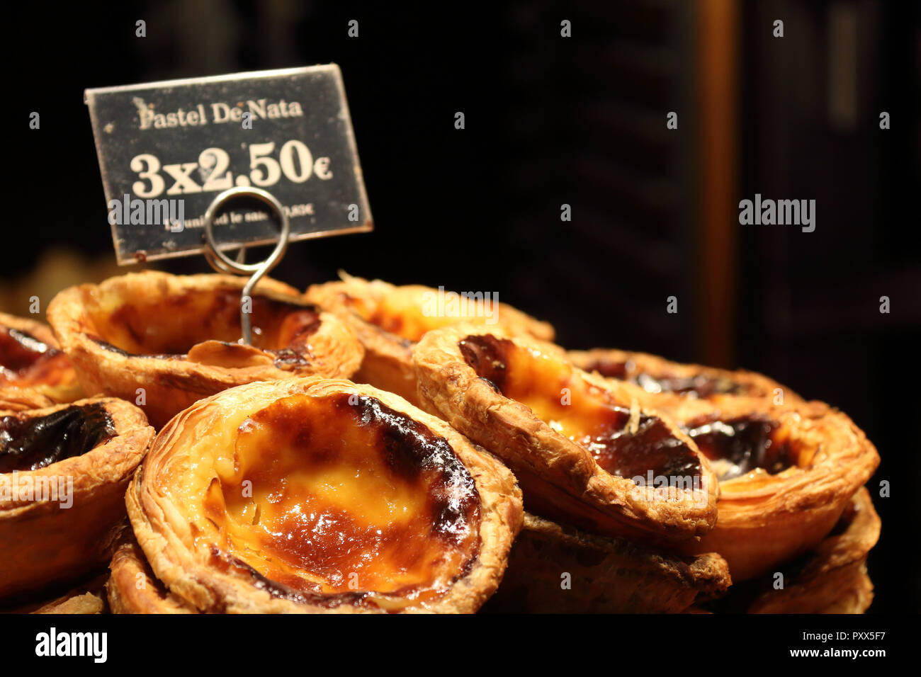 A close view of typical crispy Basque pastries and sweets with marmelade, in a backer's shop in Spain Stock Photo