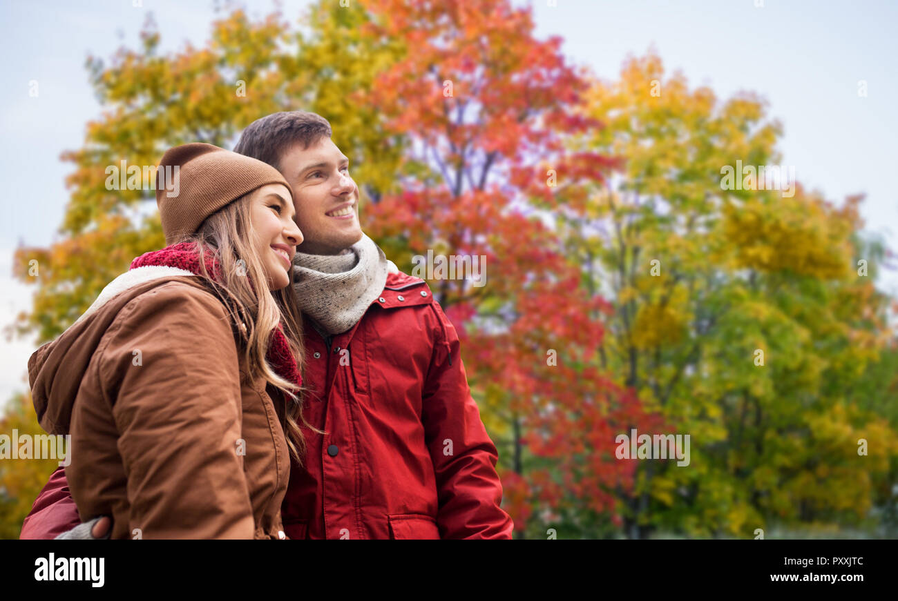 Romantic Teenage Couple Tree In High Resolution Stock Photography and ...