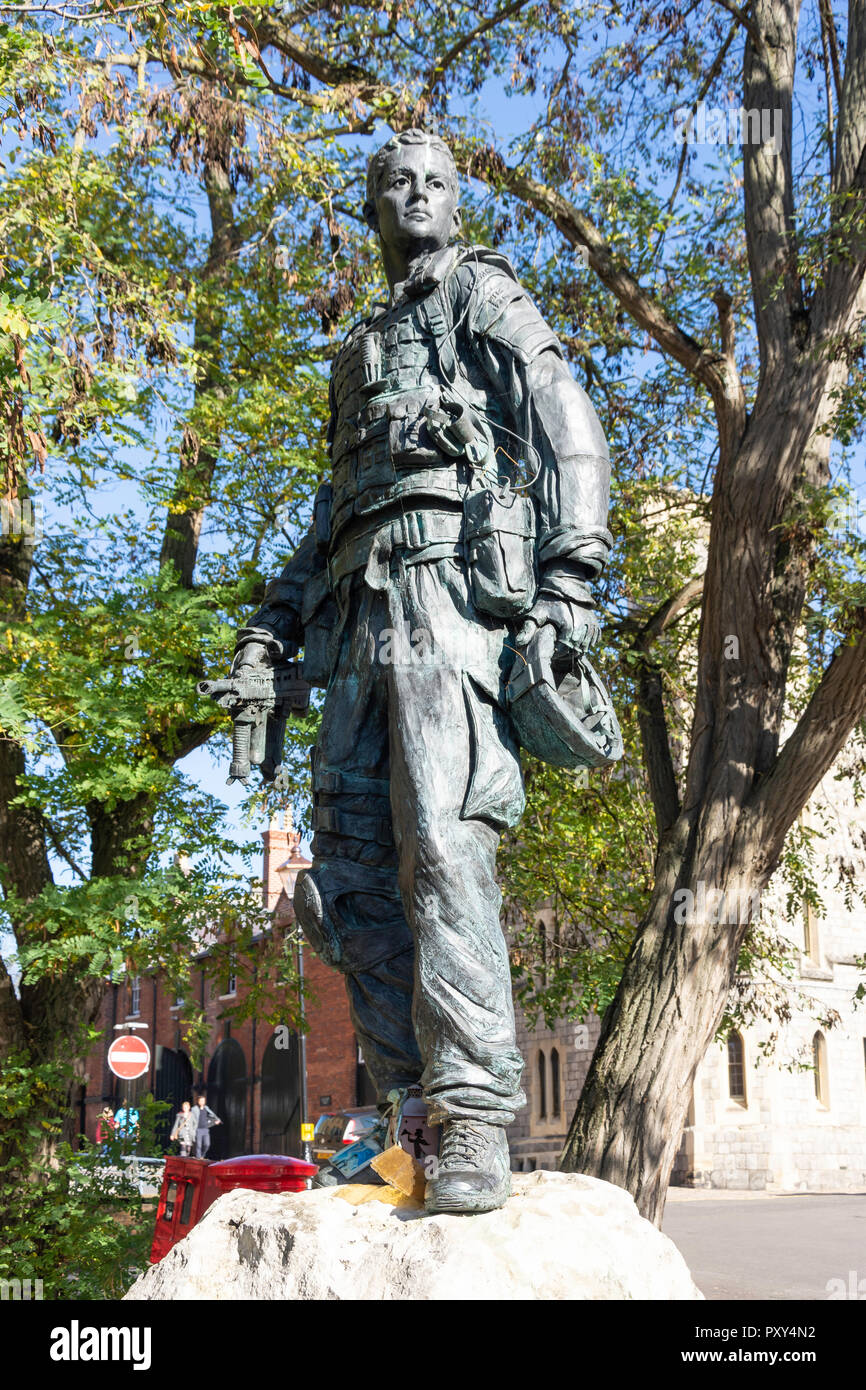 Irish Guardsmen statue, Sheet Street, Windsor, Berkshire, England, United Kingdom Stock Photo