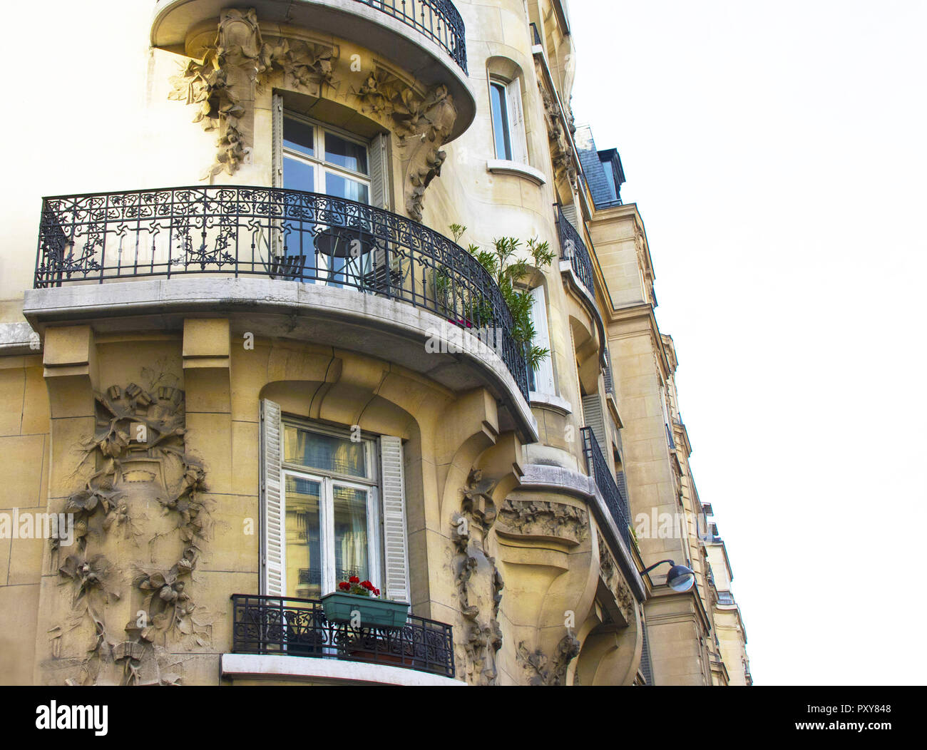 Paris boulevard raspail hi-res stock photography and images - Alamy