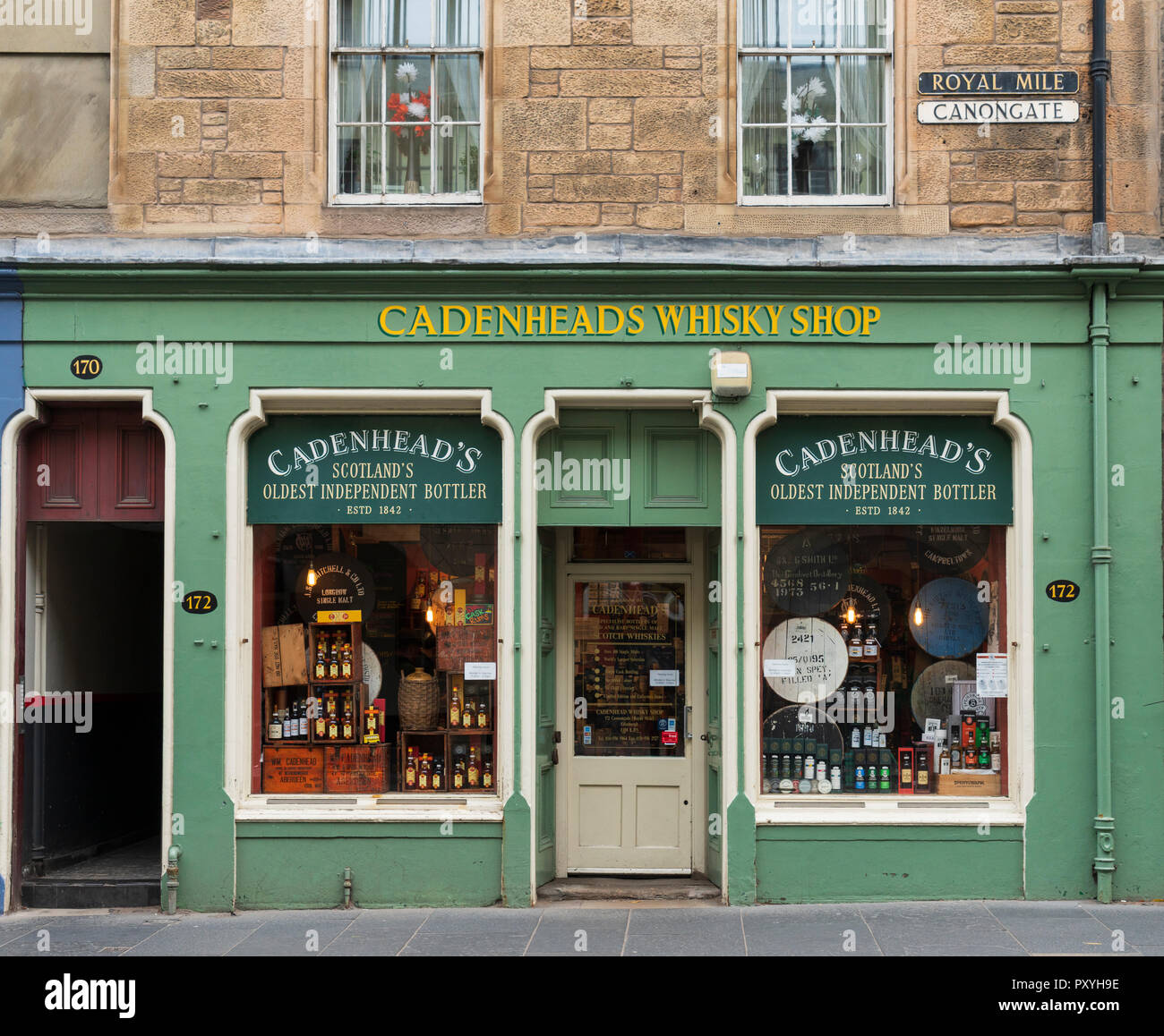 Exterior view of Cadenheads Whisky Shop on Royal Mile at Canongate in Edinburgh Old Town, Scotland, UK Stock Photo