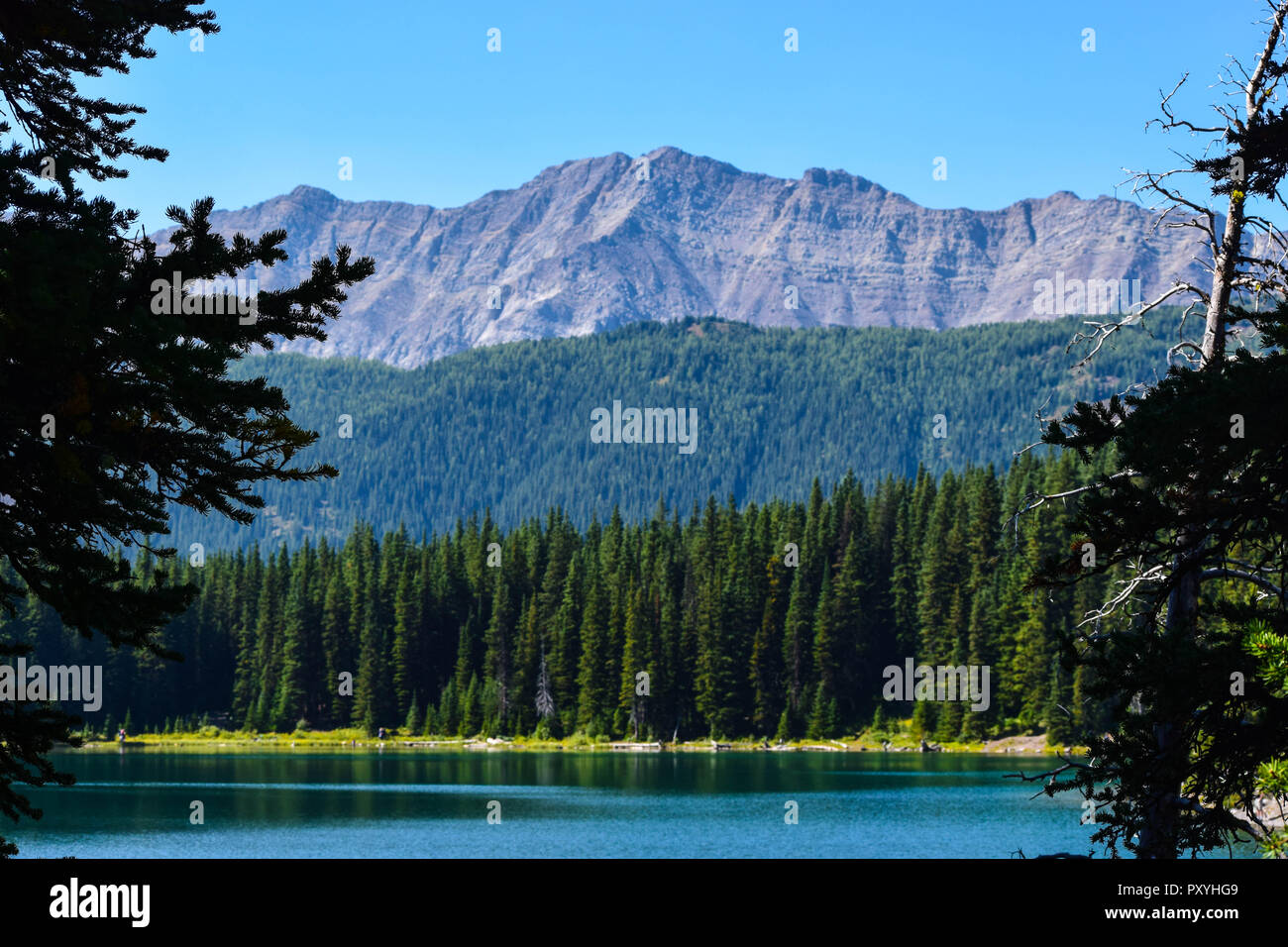 Elbow lake campground hires stock photography and images Alamy