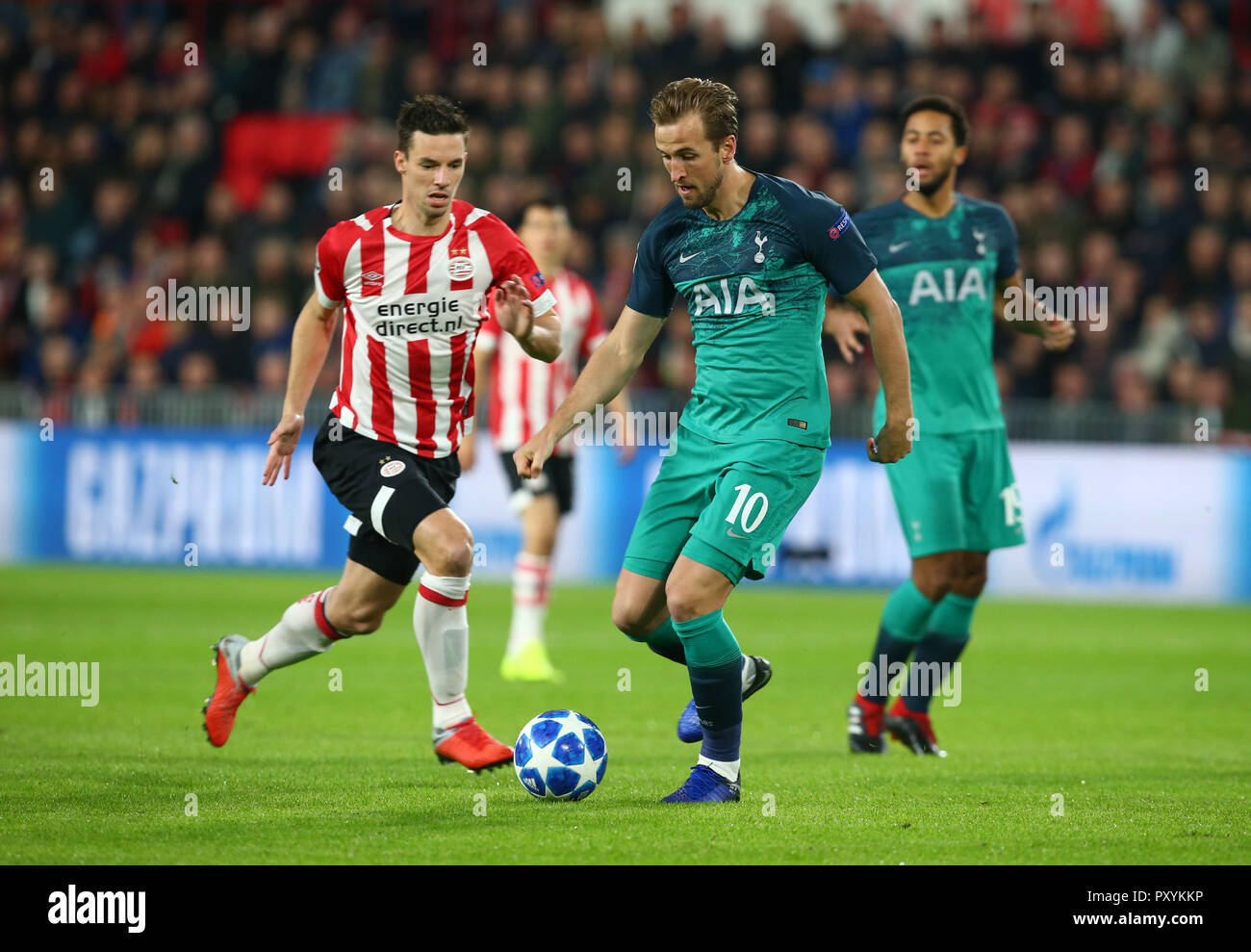 Eindhoven, Netherlands. October 24. 2018 Tottenham Hotspur's Harry Kane during UAFA Champion League Group B match between PSV Eindhoven and Tottenham Hotspur at Phillips Stadium, Eindhoven, Netherlands on 24 Oct 2018. Editorial use only, license required for commercial use. No use in betting, games or a single club/league/player publications. Credit: Action Foto Sport/Alamy Live News Stock Photo