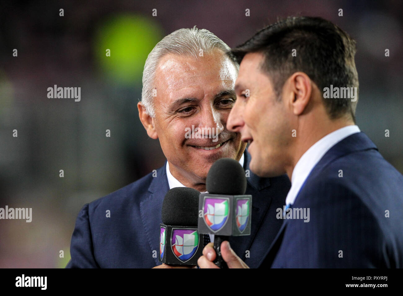 Sports commentators hi-res stock photography and images - Alamy