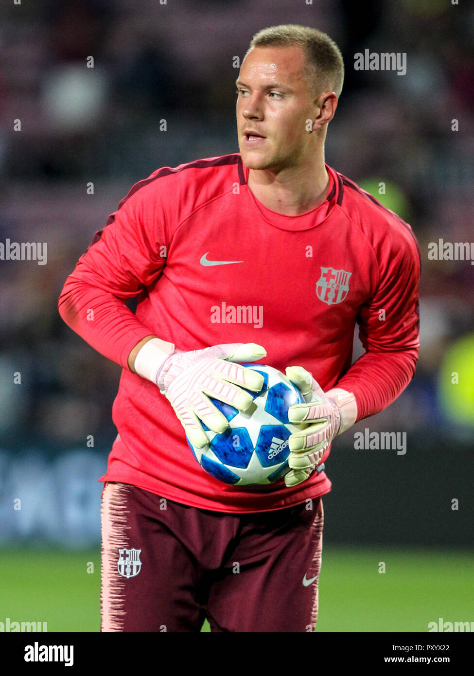 Camp Nou, Barcelona, Spain. 24th Oct, 2018. UEFA Champions League football,  Barcelona versus Inter Milan; Marc-Andre ter Stegen goalkeeper of FC  Barcelona during the warm up Credit: Action Plus Sports/Alamy Live News