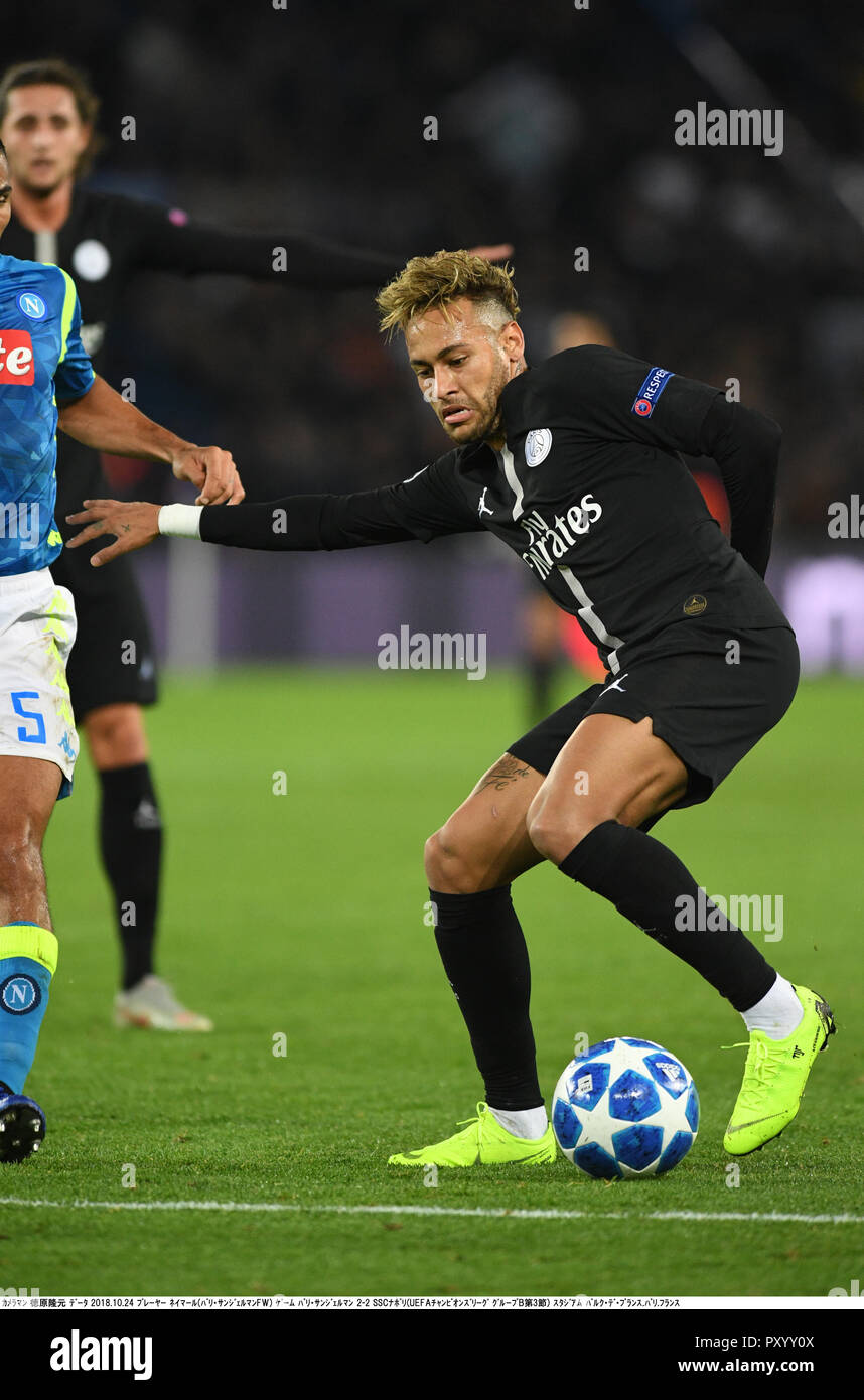 Paris, France. 24th Oct, 2018. Neymar of PSG during the UEFA Champions  League Group C match between Paris Saint-Germain 2-2 SSC Napoli at Parc des  Princes in Paris, France, October 24, 2018.