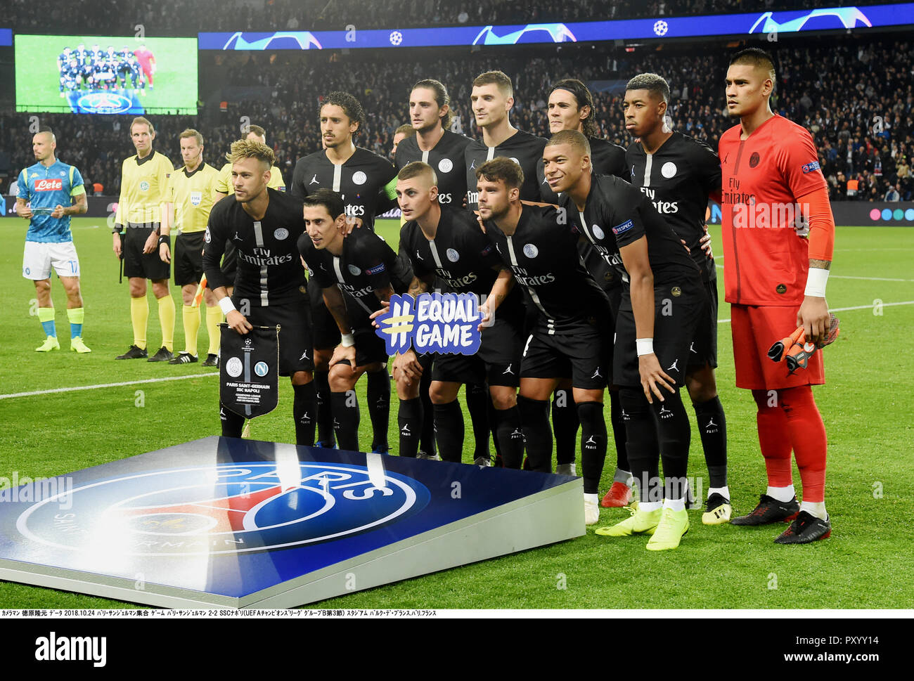 Paris, France. 24th Oct, 2018. PSG team group line-up before the UEFA  Champions League Group C match between Paris Saint-Germain 2-2 SSC Napoli  at Parc des Princes in Paris, France, October 24,